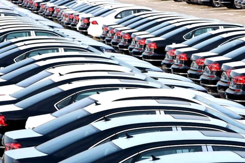 国务院：公务用车实行集中采购 优先选国产