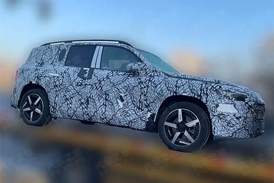 全新奔驰GLB谍照曝光：国产有望年内发布